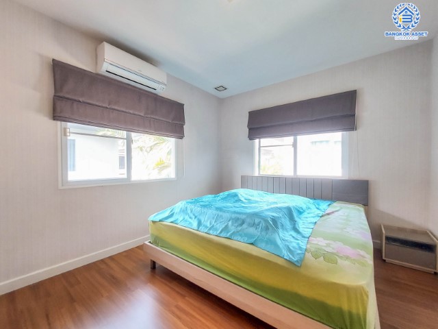 *****บ้านเดี่ยวมือสองย่านกรุงเทพฯ ม.มัณฑนา กัลปพฤกษ์-วงแหวน คุณภาพระดับ L&H เนื้อที่กว้างขวางถึง 53.6 ตร.ว. ฟังก์ชัน 3 ห้องนอน 3 ห้องน้ำ 2 ที่จอดรถ บนทำเลเดินทางสะดวก ติดถ.กาญจนาภิเษก ใกล้รถไฟฟ้าสายสีน้ำเงิน "สถานีหลักสอง" และทางด่วน "ศรีรัช" จองเลย!